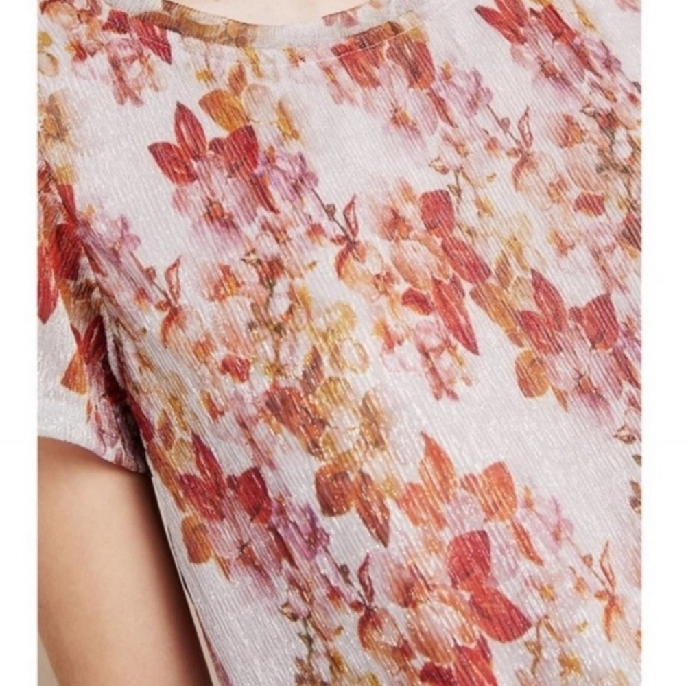 Shiny floral tie front Top - Picture 3 of 8